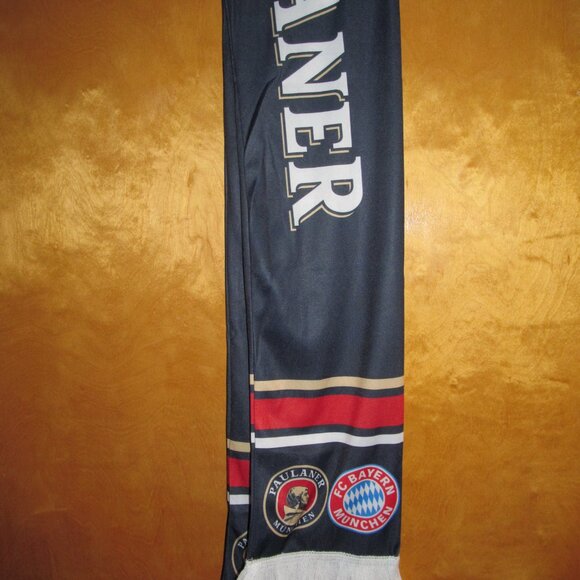 NEW Mens Paulaner Munchen Beer Red and White Jersey T-Shirt Size XL + Scarf - Picture 5 of 5